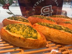 欧式柔软蒜泥面包-巴黎贝甜(五月花广场店)