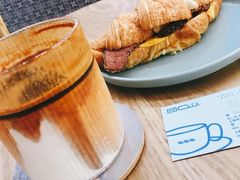 羊角牛肉可颂-OZ cafe(南昌路店)