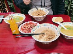 -金杨拉面王小吃面馆·牛三宝面·红烧牛肉粉