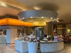 自助取餐区-青岛金沙滩希尔顿酒店·自助餐厅