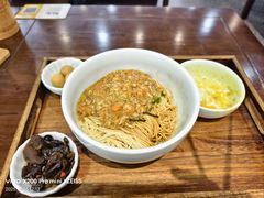 -蟹上黄·蟹黄面·江南糖水(人民广场店)