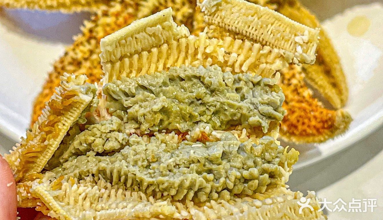只摆虾蟹贝鱼🦀️不做牛羊肉的才叫海鲜自助吧❗️真的吃回本了