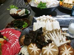 -湊湊火锅·茶憩(打浦桥日月光店)