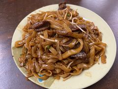 炒牛河-美食店(华贵路店)