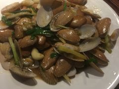 -蚝美人·生蚝海鲜烧烤(茶花园店)