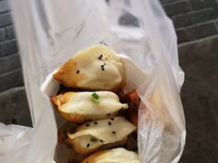 -香山胡记吴江路生煎(灵山路店)