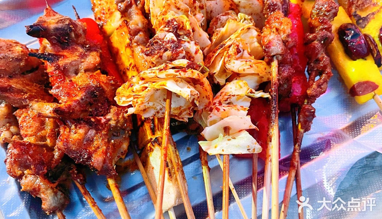 心中排名yyds6015的麻辣烧烤!幺妹7515