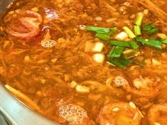 -黄利砖万峰林布依特色酸笋牛肉馆