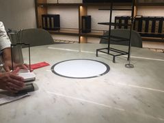 大堂-左庭右院鲜牛肉火锅(浦江欢乐颂店)