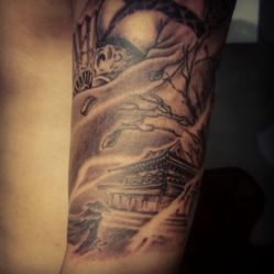 点击看大图 -TATTOO/手工穿孔吧/耳洞/刺青STUDIO