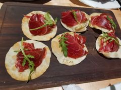 -LENBACH兰巴赫西餐啤酒坊(大连东港店)