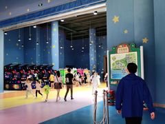 -蓝精灵乐园·世茂精灵之城主题乐园