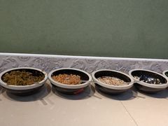 -丽丽三鲜螺蛳粉(田林路店)