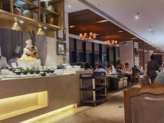 -雍和会海鲜姿造自助(湖东路店)