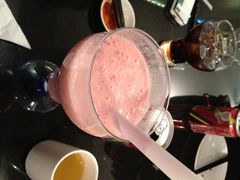 草莓酸奶-鹿港小镇(黄金店)