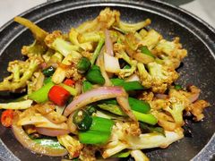 小炒有机花菜-雲蜀龙阁·金牌水煮鱼(方庄店)