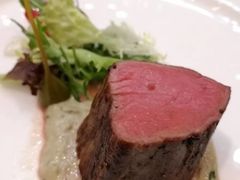 -大中华希尔顿酒店-念自助餐·嗨啤·小龙虾