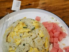 -万记麻辣烫国展总店