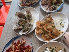 -红月湾海鲜饭店•沙滩海景(双月湾店)