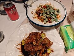 -八府香鸭·啫啫煲(华山路店)