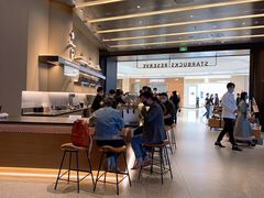 -星巴克臻选(上海合生汇1F店)