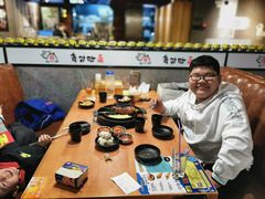-肥肥虾庄·金牌油焖大虾(杨园滨江时代walk店)
