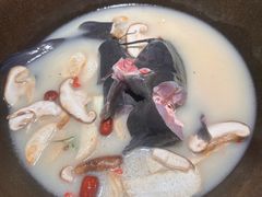 特色草帽鱼-咕嘟草帽鱼·牛奶一样的鲜鱼汤(包河万达广场创始店)