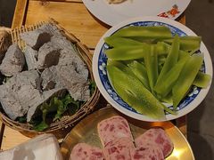 -旧街市鲜货老火锅(大光路店)