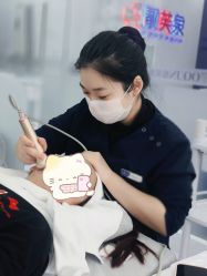 -靓芙泉专研痘痘肌