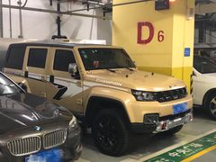 -环球港-停车场