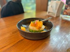-Chom Cafe and Restaurant