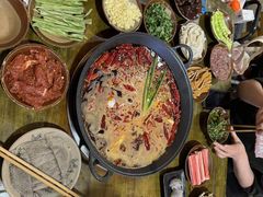 -黄潇洒老火锅(九眼桥宏济巷店)