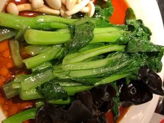 白灼菌菇菜心-新白鹿餐厅(虹桥南丰城店)