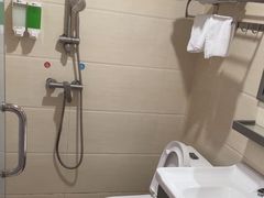 -鑫雅居公寓(广州南站地铁站店)