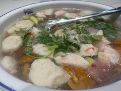 -谊荣海鲜大牌档(石湖店)
