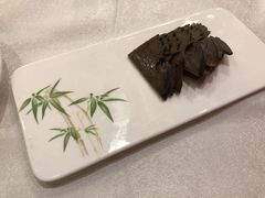 -梅龙镇酒家(南京西路总店)