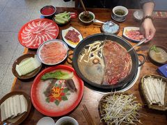 -憨铁匠火锅(红山6979店)