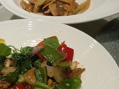 -海派美食·家宴海鲜青岛菜·石锅鲽鱼头(东方城店)