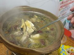 -威邵鸡煲(西华路总店)