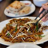 这样的羊毛每桌都撸，豉油味又浓又香，鸡肉很嫩