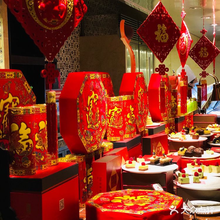 上百道菜的年夜饭你吃过吗?教你怎么用最少的钱得到最大的享受