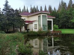 -上海怡沁园度假酒店