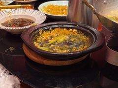 -川流不息·地道川菜·小龙虾(新松江路店)