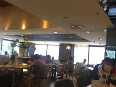 大堂-必胜客(上海新南方商城PH店)