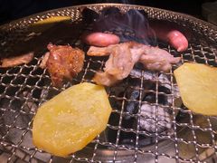 -炉盛炭火烤肉