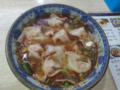 -叶伟胡辣壳面(两路口店)