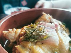 龙井茶香鸡-茶人村·只此江南(西湖总店)