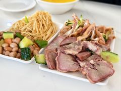 -守鑫水馅包子铺
