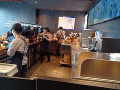 -瑞幸咖啡(大连罗斯福广场一层店)