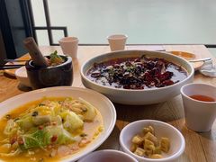 -嫩芽 ·地道重庆菜(十八梯露台夜景店)